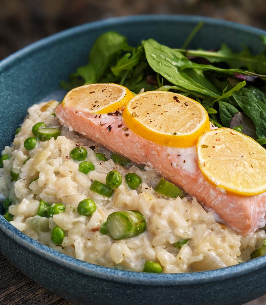 baked salmon with aspargus, pea and mascarpone risotto